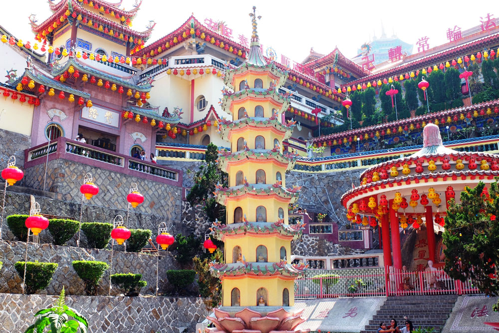den kek lok si