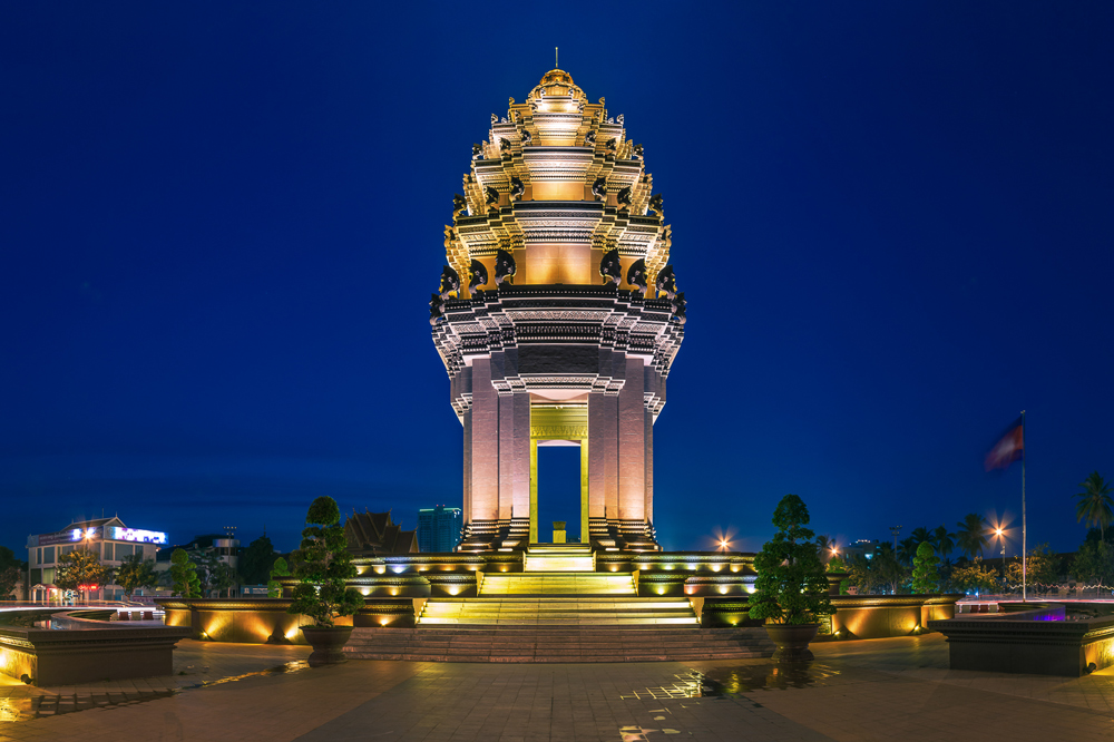 Tượng Đài Độc Lập Phnom Penh, Cambodia ( Campuchia )