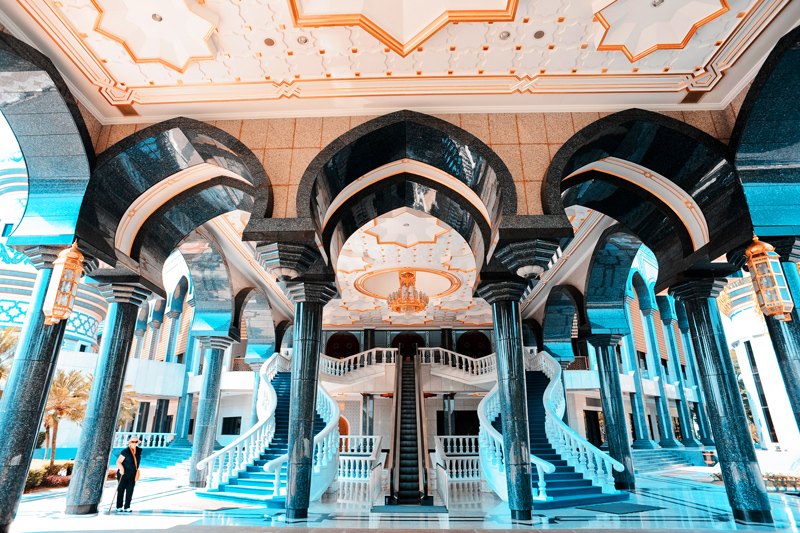 ben trong thanh duong