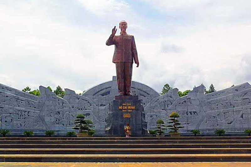 Quảng trường Đại Đoàn Kết - Pleiku Gia Lai, Việt Nam