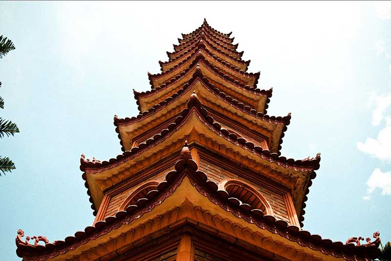kiến trúc chùa trấn quốc ở hà nội