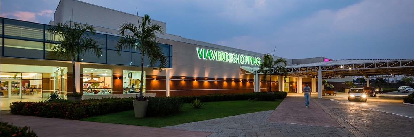 Trung tâm mua sắm Via Verde (Via Verde Shopping)