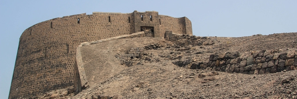 Pháo đài Sira (Sira Fortress)
