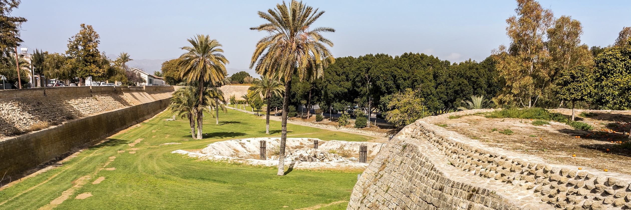 Bức tường Nicosia (Walls of Nicosia)