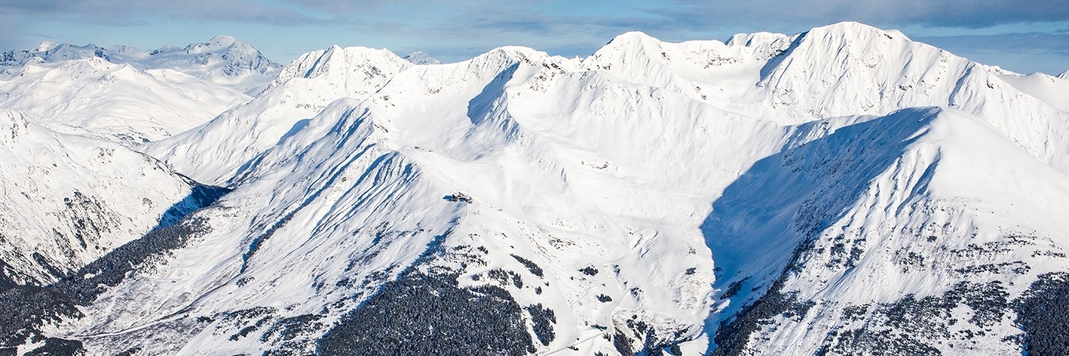 Ngọn núi Alyeska (Mt Alyeska)
