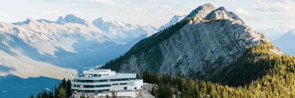 Núi Lưu huỳnh (Sulphur mountain)