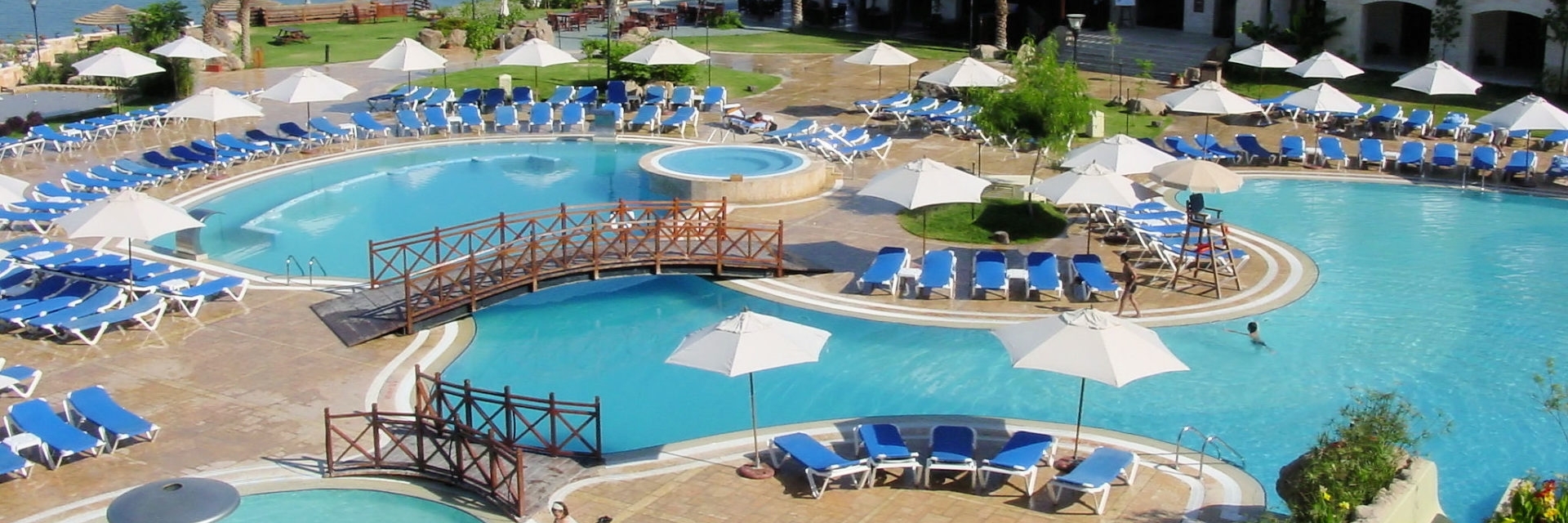 Công viên nước Al-Wadi (Al-Wadi Water Park)
