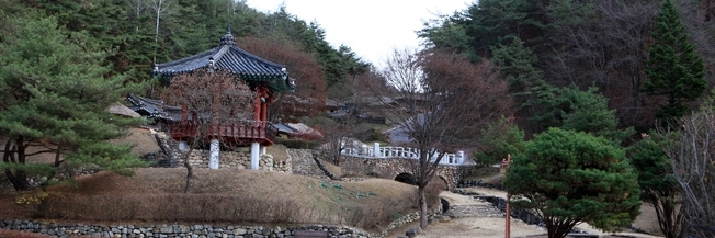 Làng dân gian Andong (Andong Folk Village)