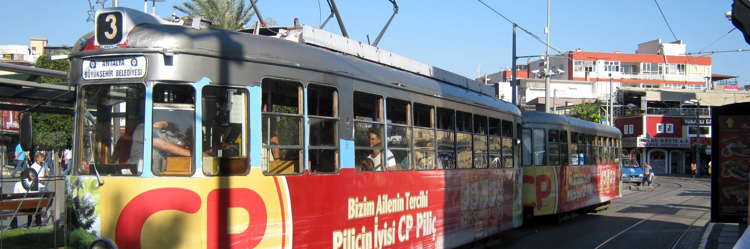 Tham quan thành phố bằng xe điện của Antalya (Antalya Tram)