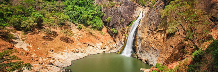 Thác Dunhinda (Dunhinda Falls)