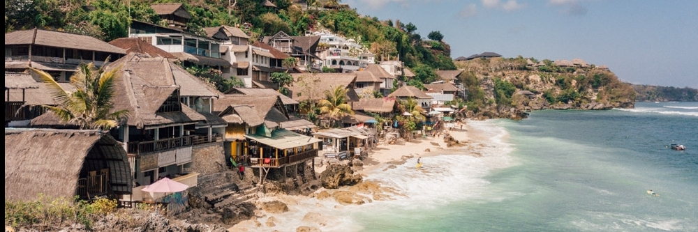 Bãi biển Bingin (Bingin Beach)
