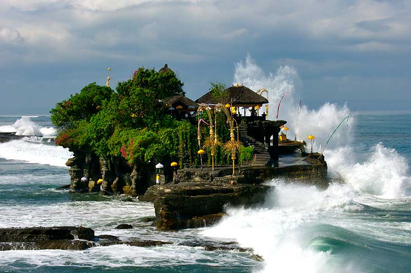 Đền Tanah Lot (Tanah Lot Temple), Bali, Indonesia