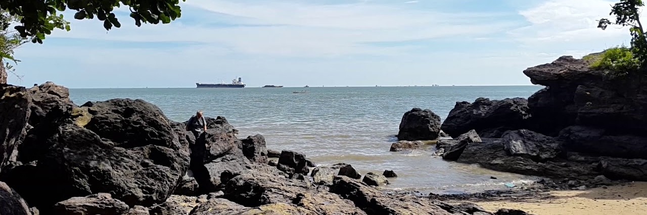 Bãi biển Banua Patra (Banua Patra Beach)