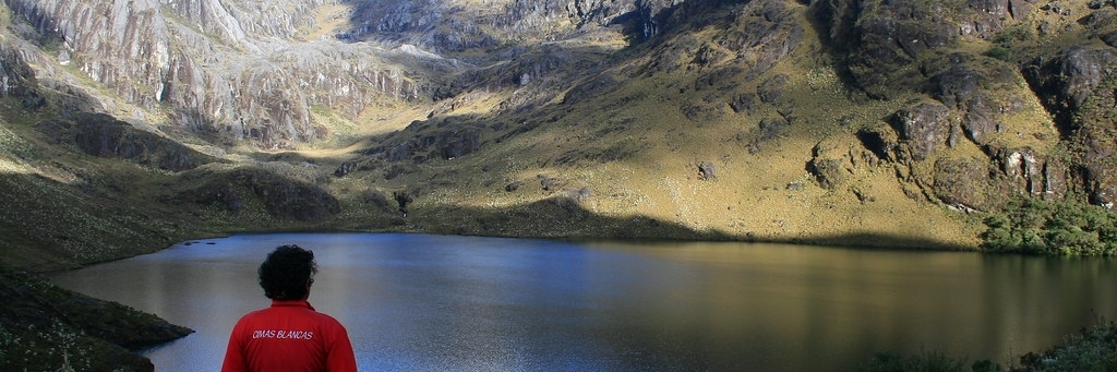 Cảnh đẹp thiên nhiên Laguna del Santo Cristo (Laguna del Santo Cristo)