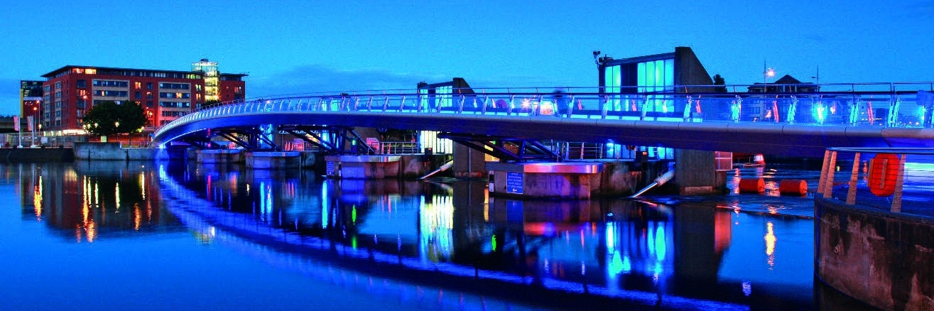 Cầu đi bộ Lagan Weir (Lagan Weir)