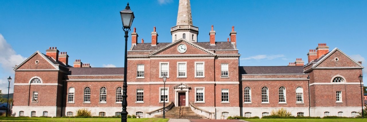 Nhà Clifton (Clifton House)
