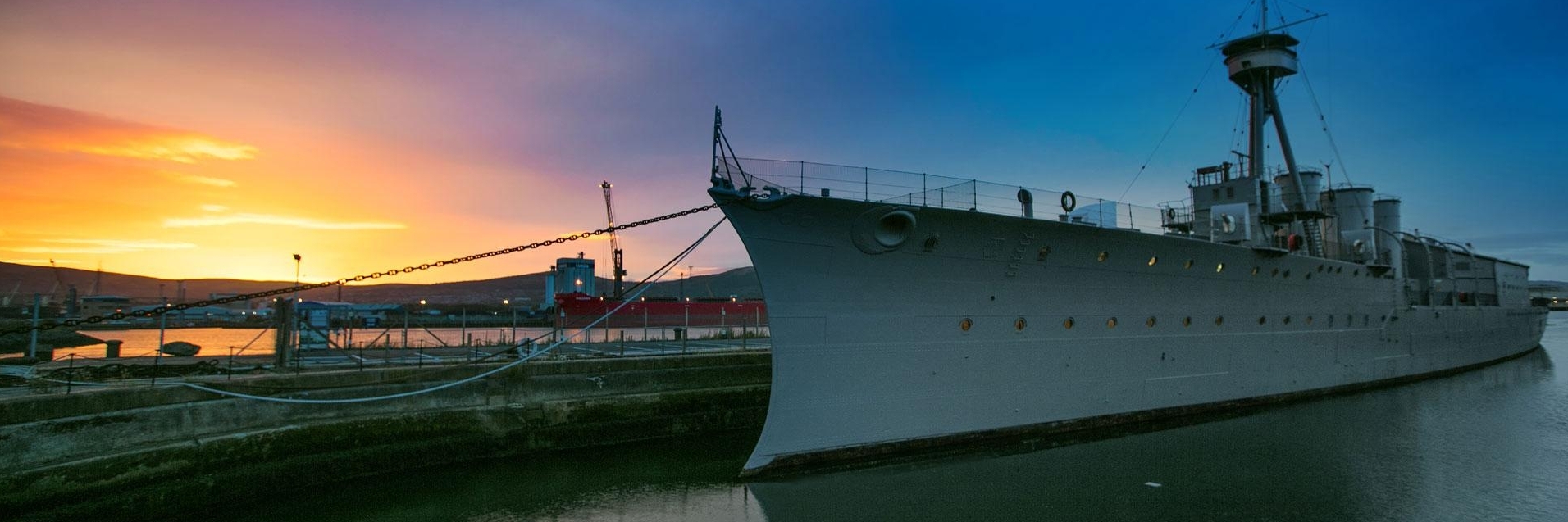 Tàu HMS Caroline (HMS Caroline)
