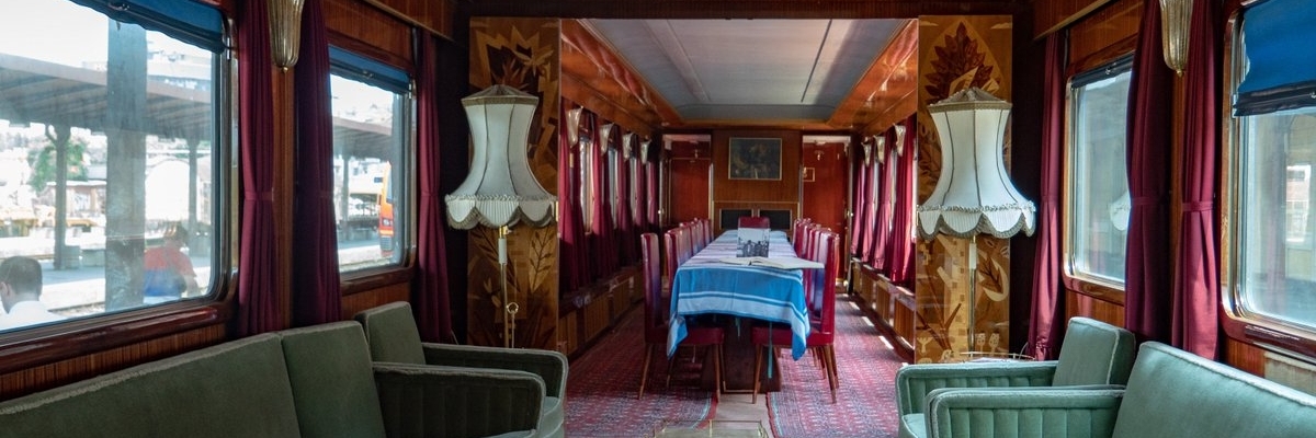 Di tích tàu hoả màu xanh (Blue Train)
