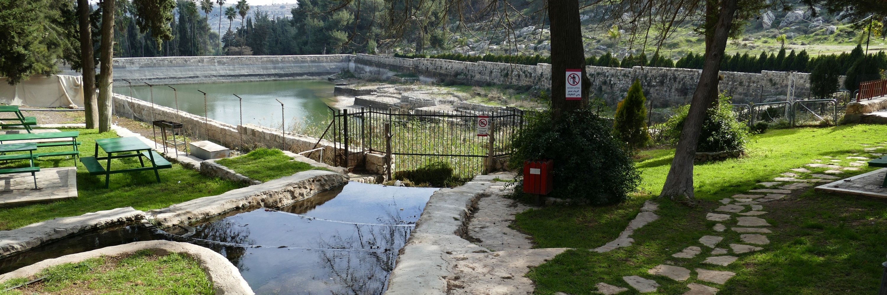 Hồ Silomon (Solomons Pools)