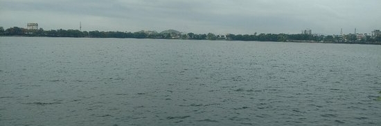 Hồ Varaldevi (Varaldevi Lake)