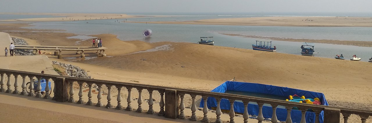 Bãi biển Ramachandi (Ramachandi Beach)