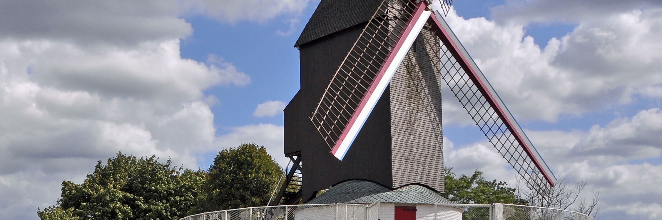 Cối xay gió Koeleweimolen (Koeleweimolen)