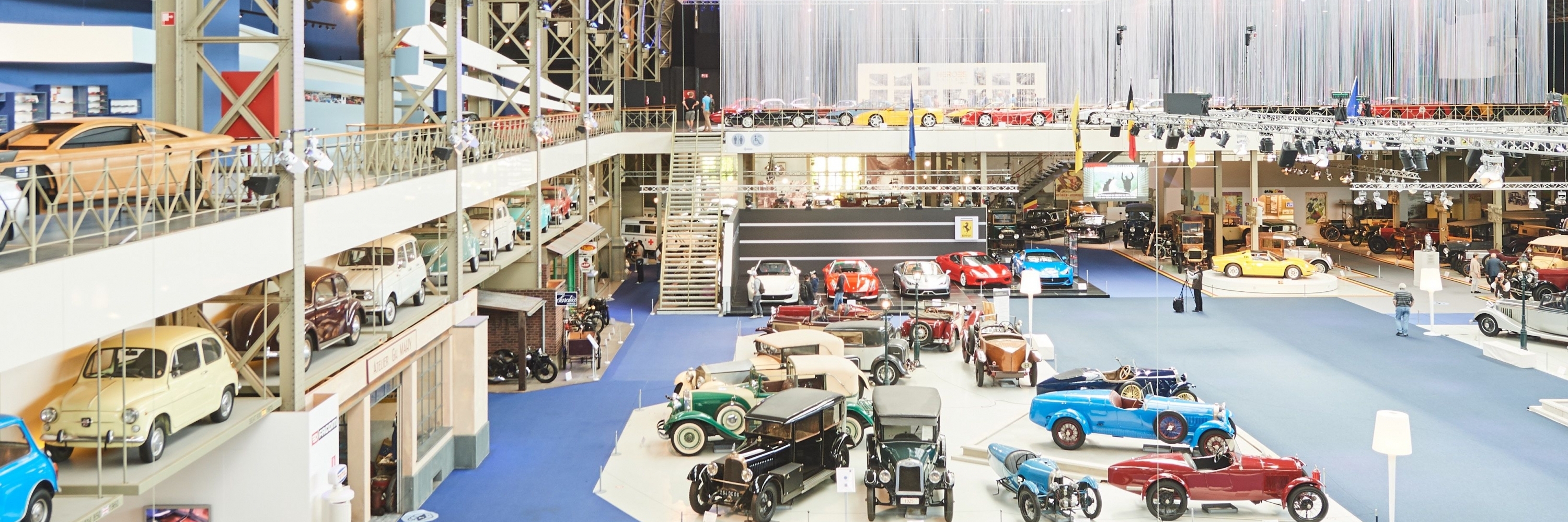 Bảo tàng ô tô Autoworld (Autoworld)
