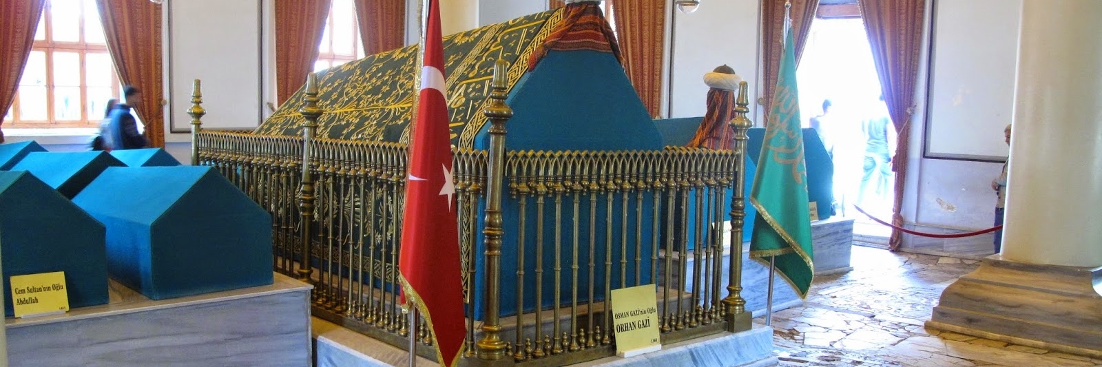 Lăng mộ của vua Osman và Orhan Gazi (The Tombs of Osman and Orhan Gazi)