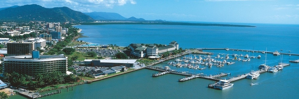 Cảng du thuyền Cairns (Cairns Cruise Port)