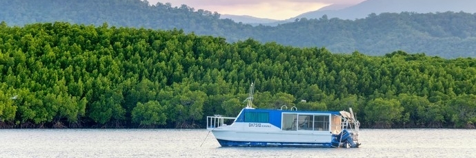 Cảng PortDouglas