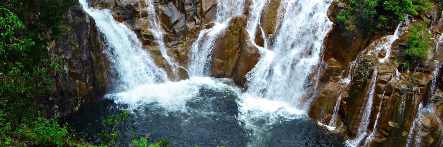 Thác nước Behana Gorge (Behana Gorge Waterfall)