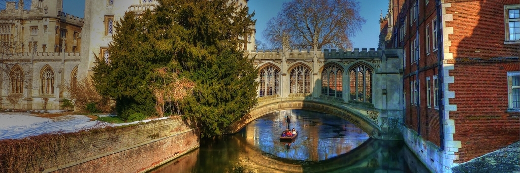 Cầu Than Thở Cambridge (Cambridge Bridge of Sighs)