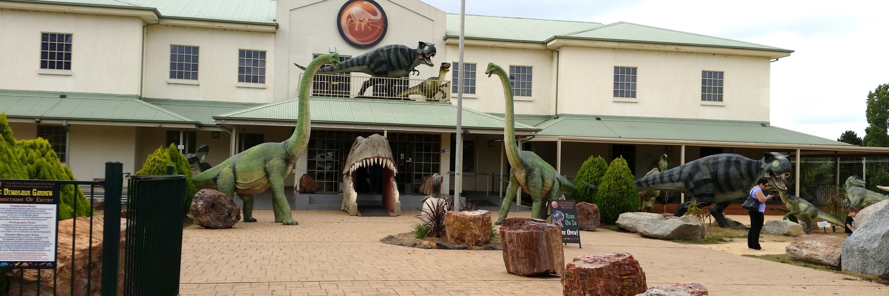 Bảo tàng khủng long quốc gia (National Dinosaur Museum)