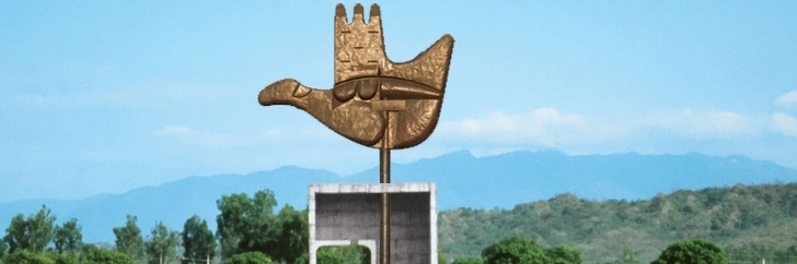 Tượng đài bàn tay mở (Open Hand Monument)