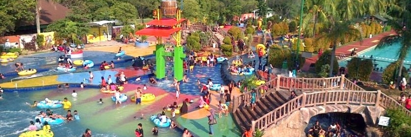 Câu Lạc Lạc Bộ Đồng Quê Krakatau(Krakatau Country Club)