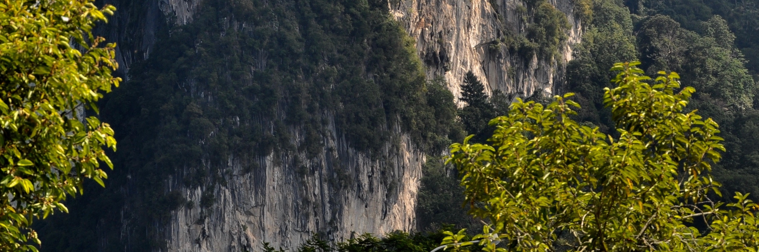 Ngọn Núi Batu Lawang (Batu Lawang Mountain)
