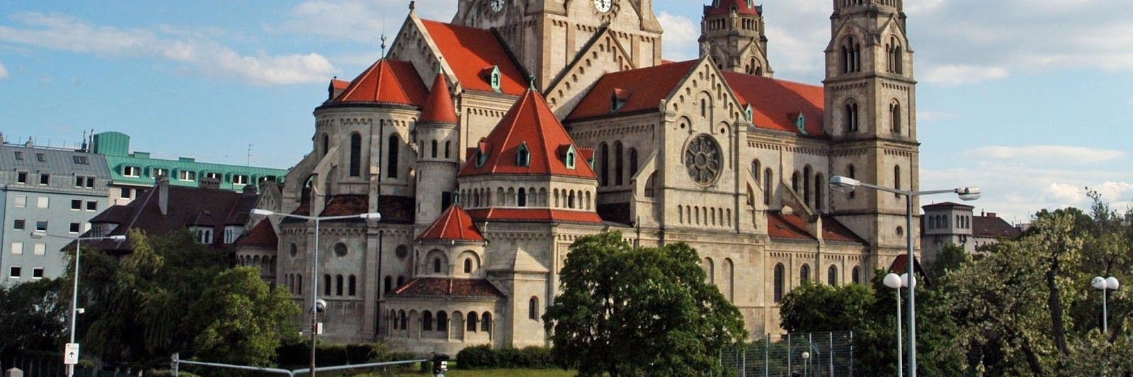 Nhà thờ thánh Phanxicô Assisi(St. Francis of Assisi Church)