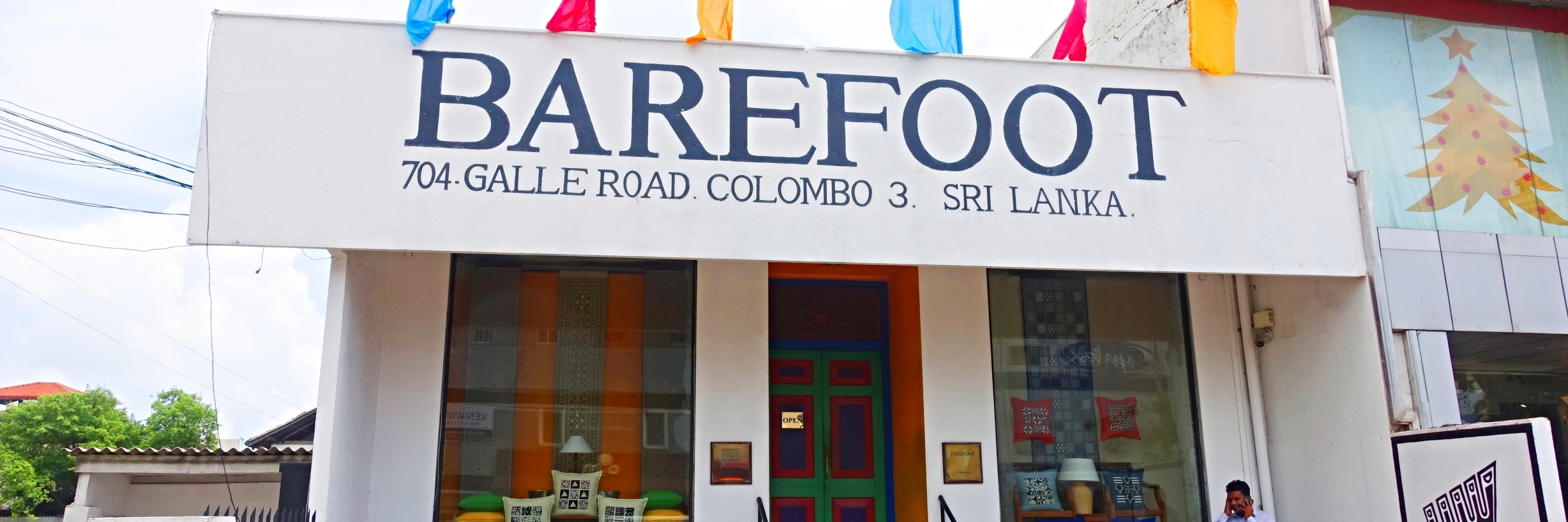 Phòng trưng bày Barefoot (Barefoot Gallery)