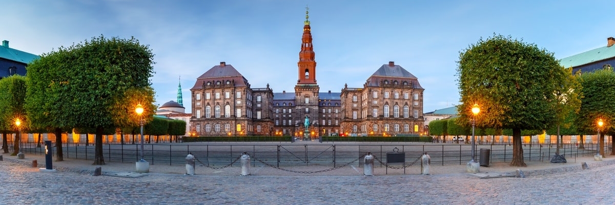 Cung điện Christiansborg (Christiansborg Palace)