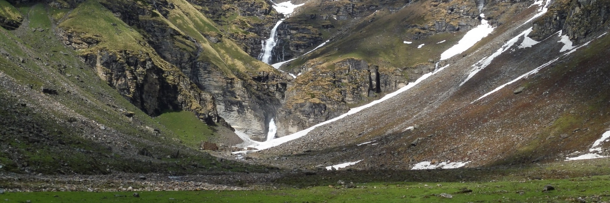 Lối đi bộ đèo Rupin (Rupin Pass Trek)