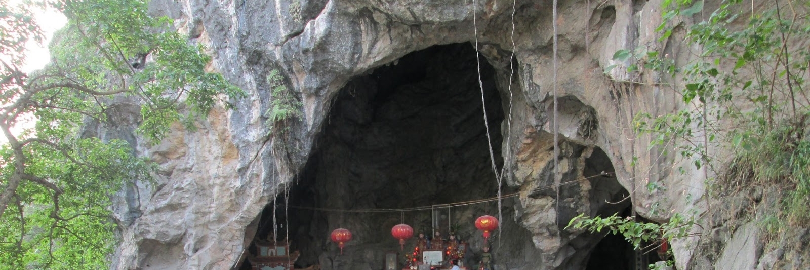 Động Pa Thơm