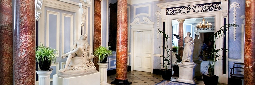 Nhà Iveagh (Iveagh House)