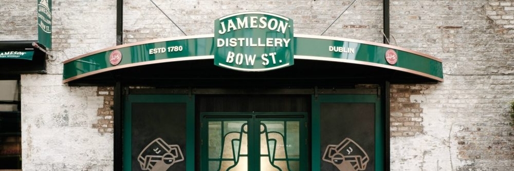 Phố rượu vang Jameson (Jameson Distillery Bow Street)