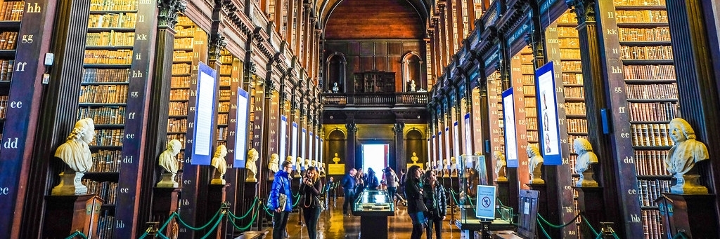 Thư viện cũ & Sách của Kells (Old Library & Book of Kells)