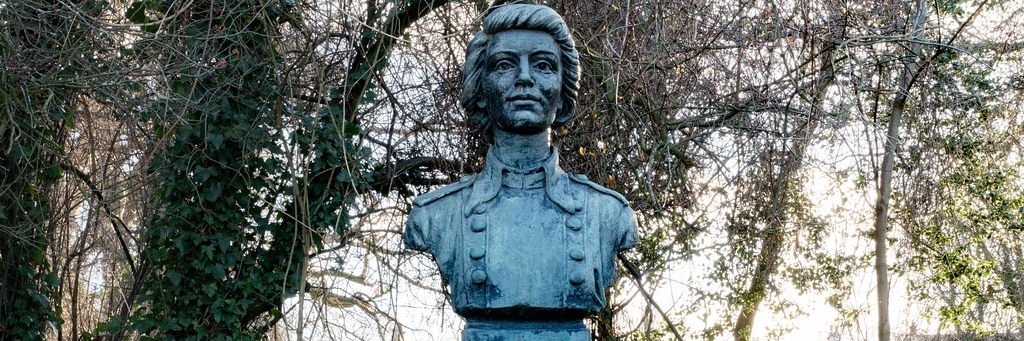 Tượng Countess Markievicz Bust (Countess Markievicz Bust)