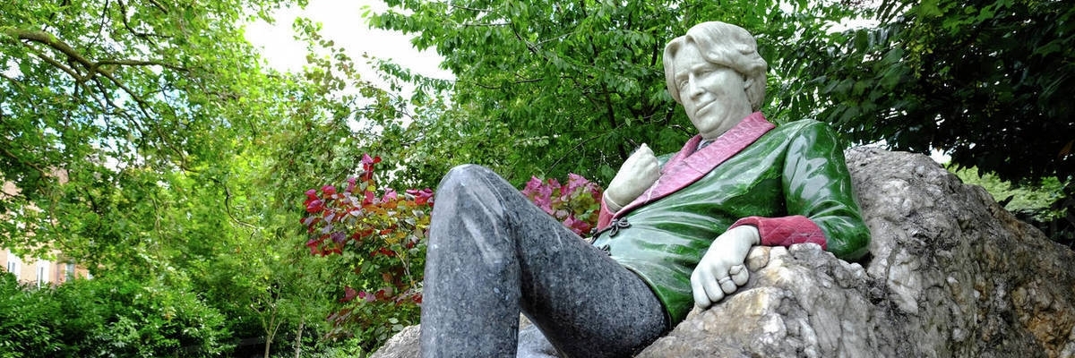 Tượng Oscar Wilde (Oscar Wilde Statue)