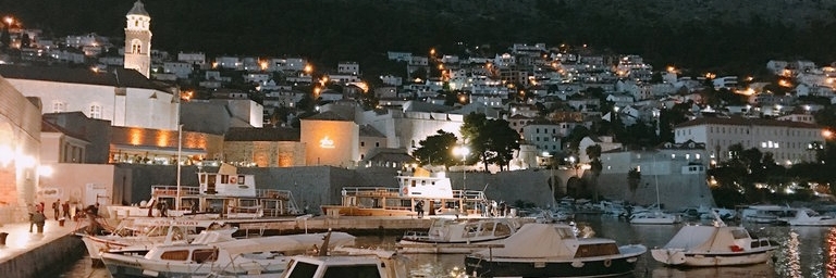 Cảng Dubrovnik (Old Port)