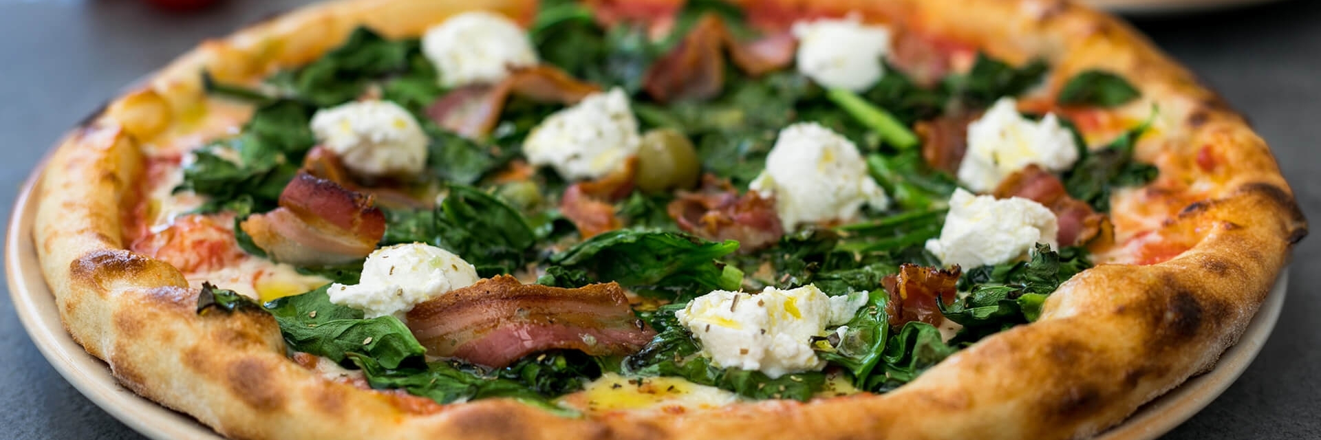 Nicos Pizza & Burgers