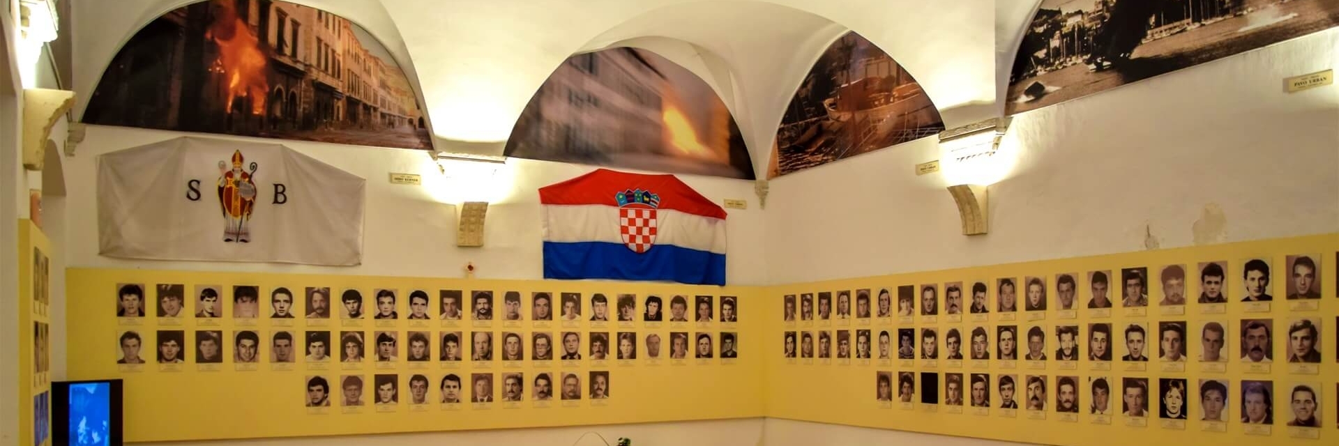 Phòng tưởng niệm những người bảo vệ thành phố Dubrovnik (Memorial Room of the Defenders of Dubrovnik)