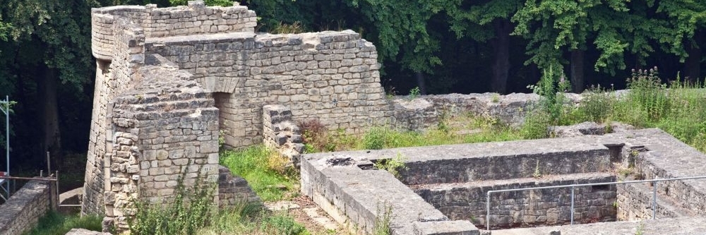 Lâu đài Mont St. Jean (Mont St. Jean Castle)